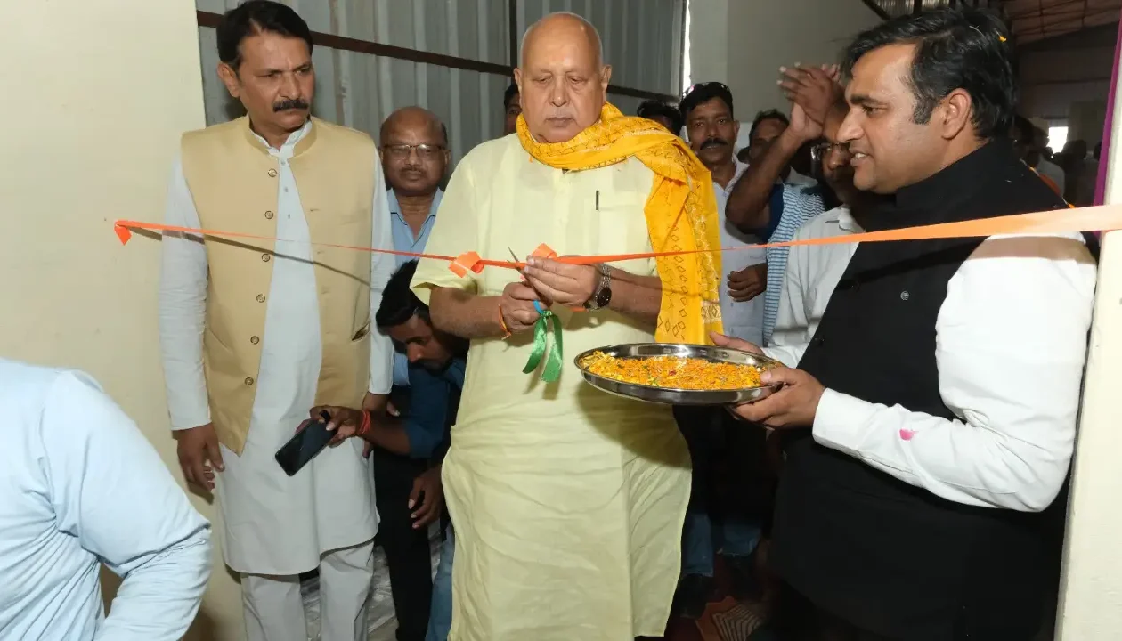 Inauguration-of-Seed-Processing-Unit-by-Agriculture-Minister-Shri-Surya-Pratap-Shahi-at-Sikhad-Mirzapur-UP-1260x720